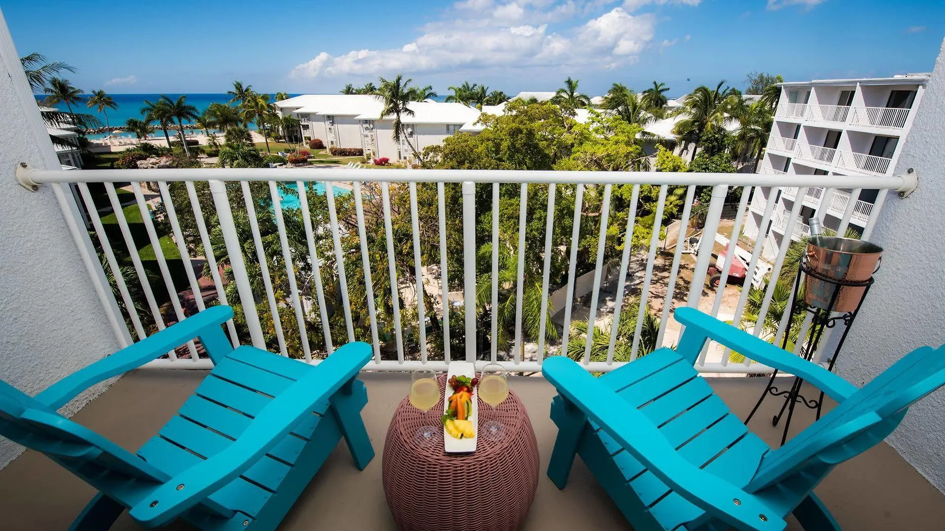 Hotel Margaritaville Beach Resort Grand Cayman George Town