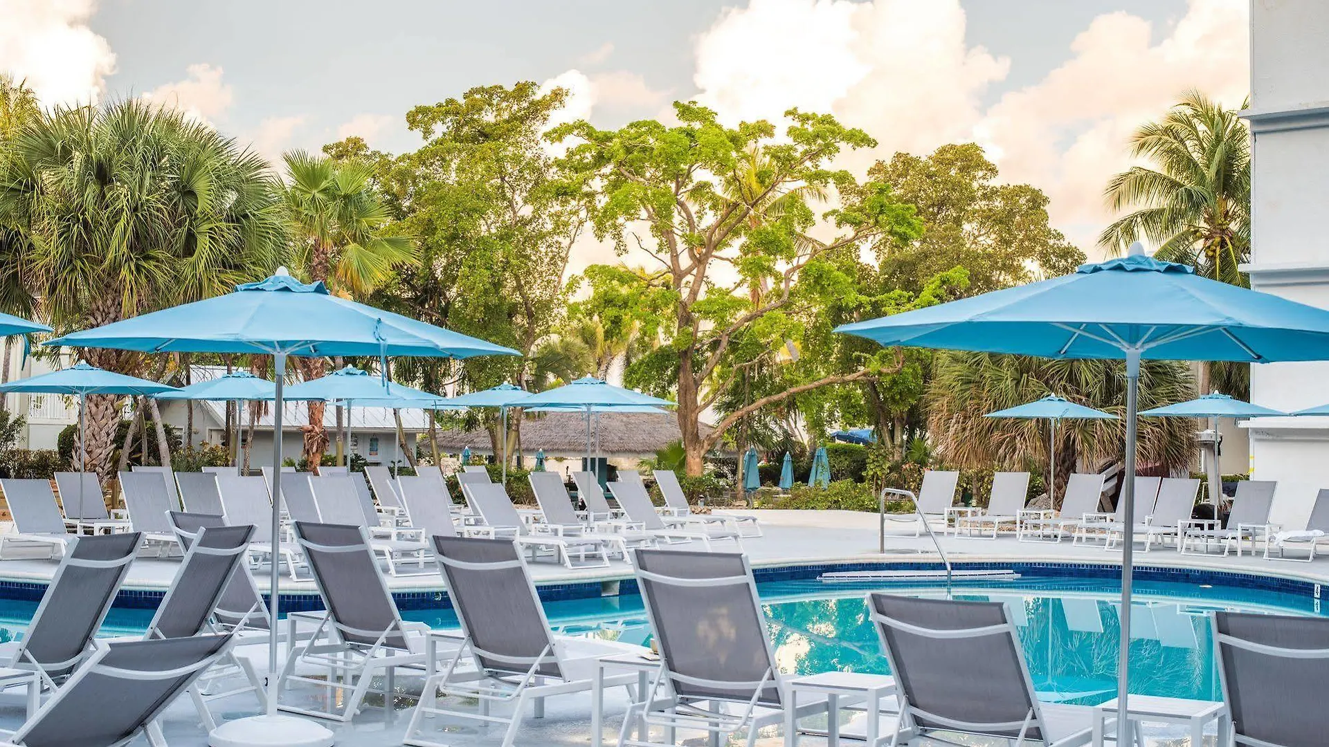 Hotel Margaritaville Beach Resort Grand Cayman George Town